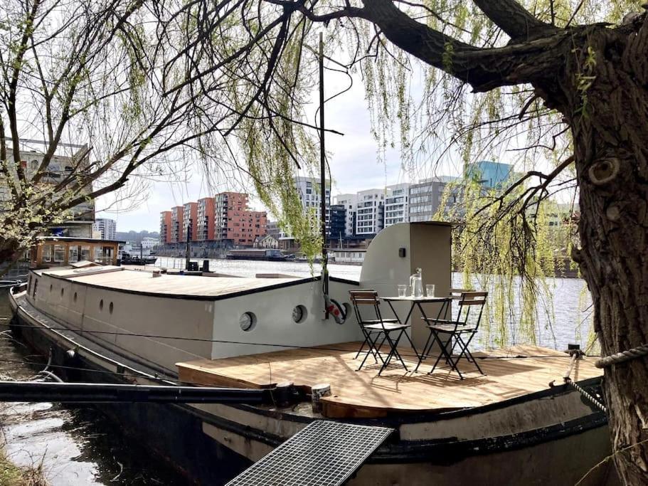 מלון Prague On Boat, Privat Pier, Free Parking מראה חיצוני תמונה